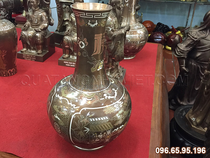 Addresses selling prestigious and cheap bronze gifts in Hanoi 1